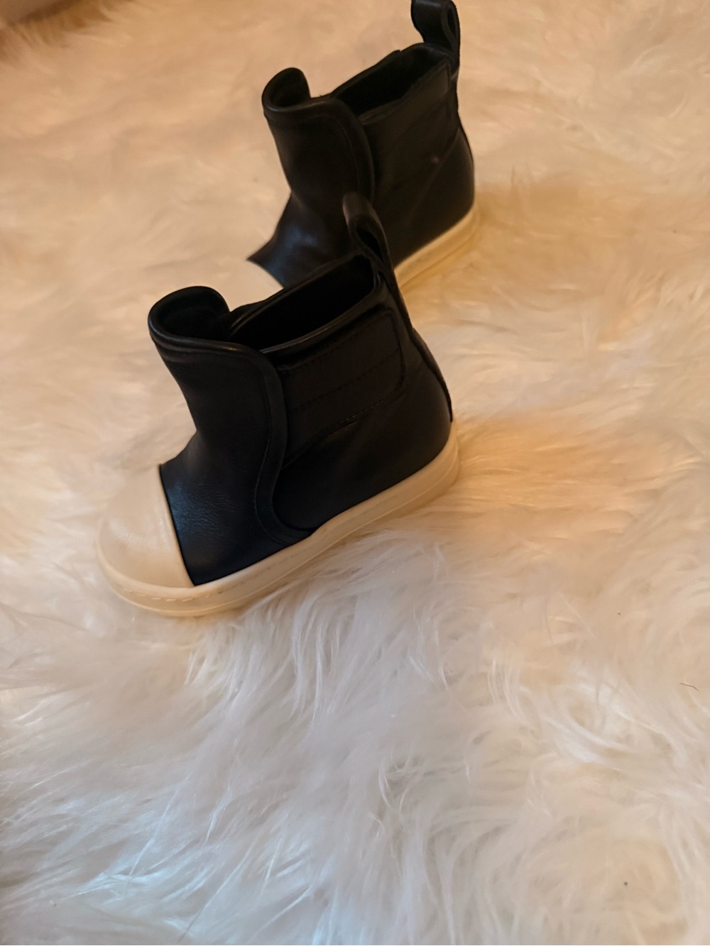 Toddler Authentic Rick Owen’s size 20